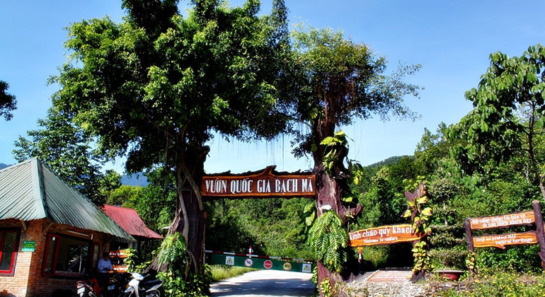 Da Nang to Bach Ma National Park by car