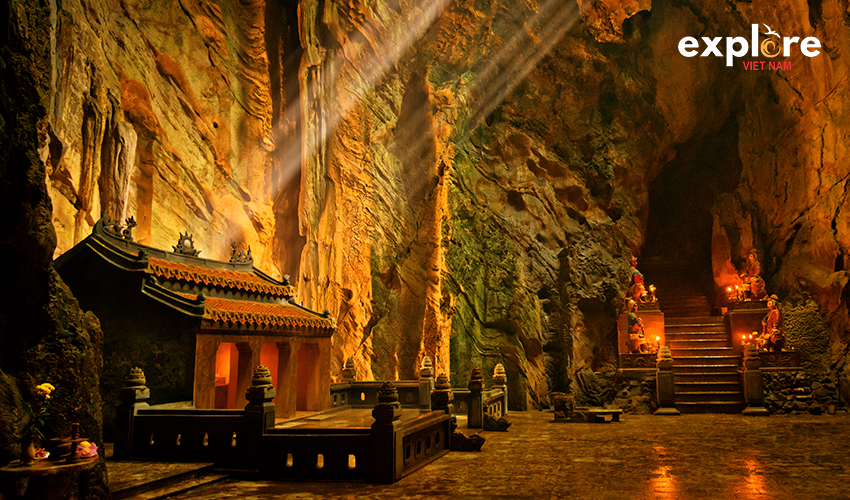 Huyen-Khong-Cave