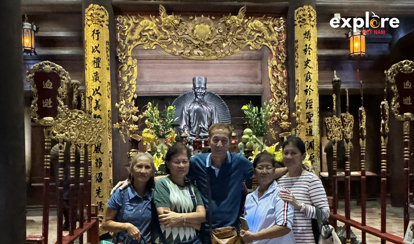 Explore-Vietnam