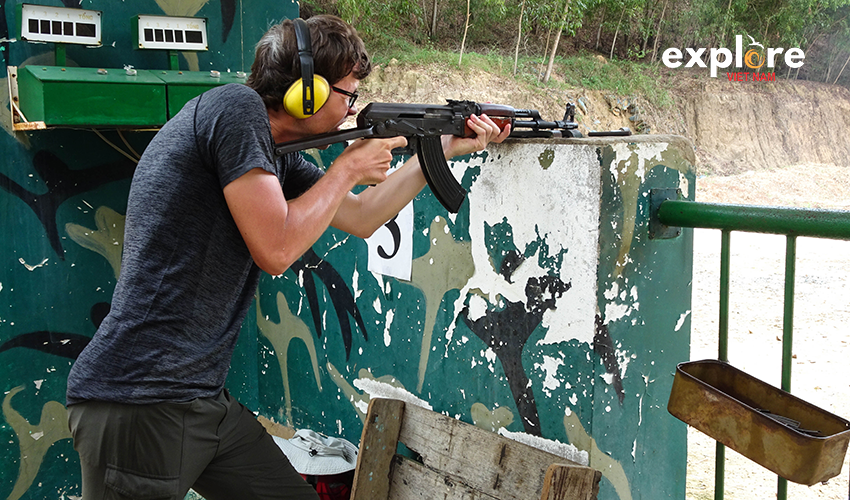 Try-shooting-the-M16-rifle-or-AK-47