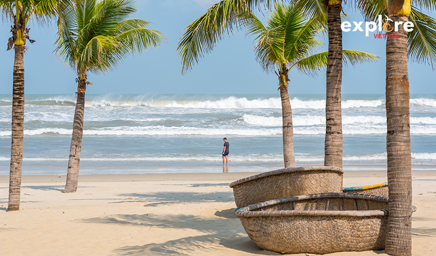 my-khe-beach-hoi-an-to-danang